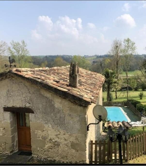 Les Gîtes du Hameau avec piscine Castelnau-sur-Gupie Extérieur photo